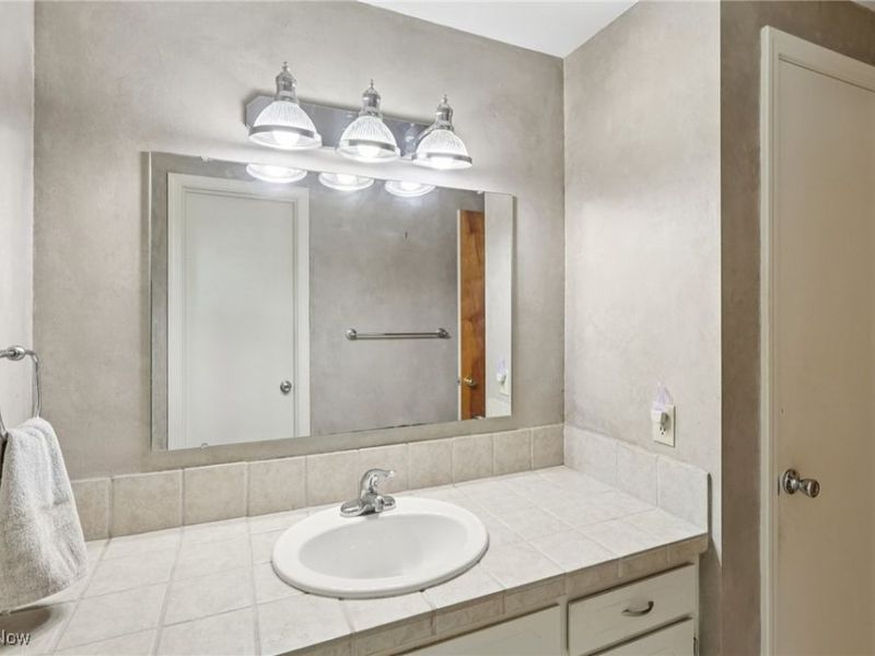 252 Yoder Boulevard, Avon Lake, OH 44012 Photo 32