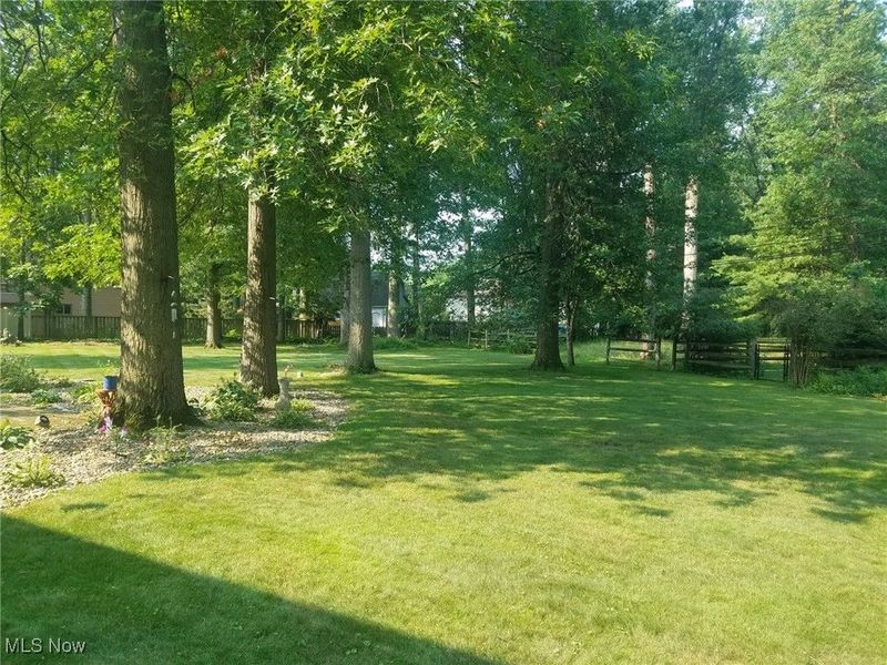 252 Yoder Boulevard, Avon Lake, OH 44012 Photo 7