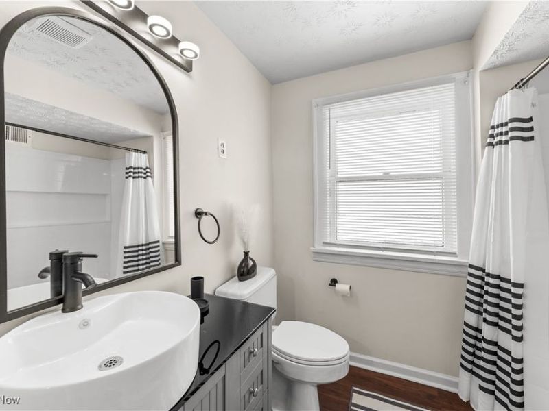 3525 Raymont Road, Cleveland, OH 44118 Photo 18