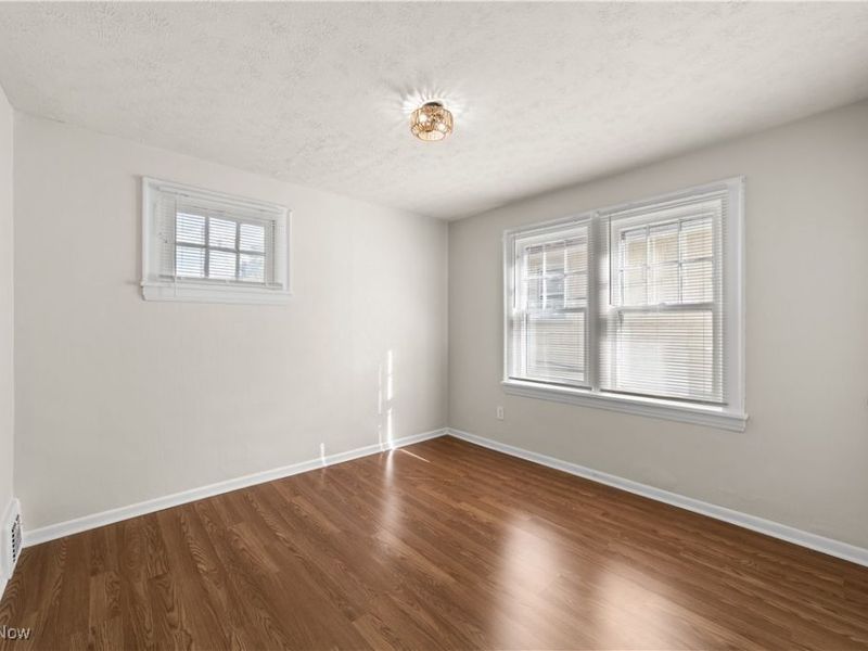 3525 Raymont Road, Cleveland, OH 44118 Photo 20