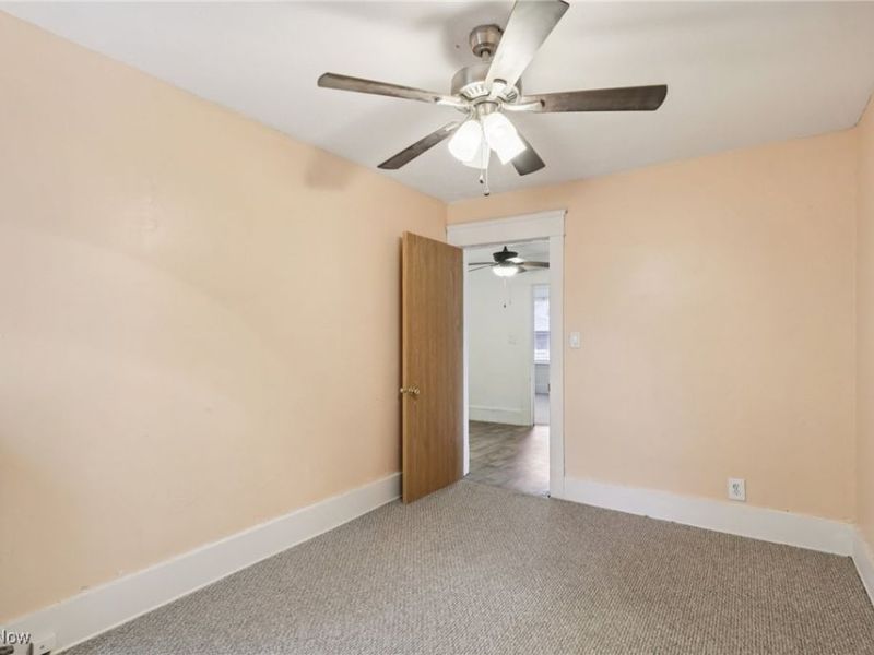 9502 Raymond Avenue, Cleveland, OH 44104 Photo 22