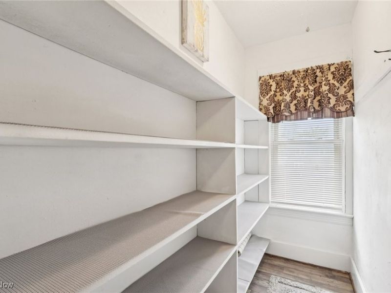 9502 Raymond Avenue, Cleveland, OH 44104 Photo 28