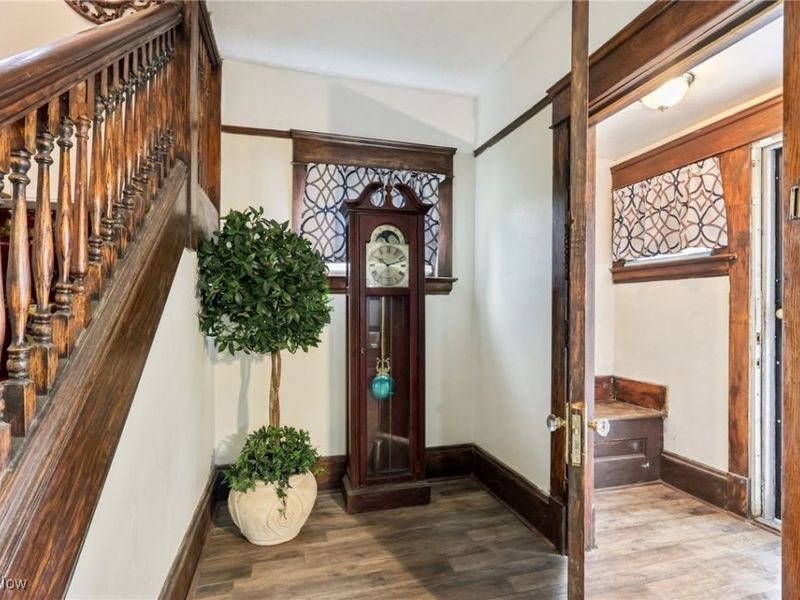 9502 Raymond Avenue, Cleveland, OH 44104 Photo 5