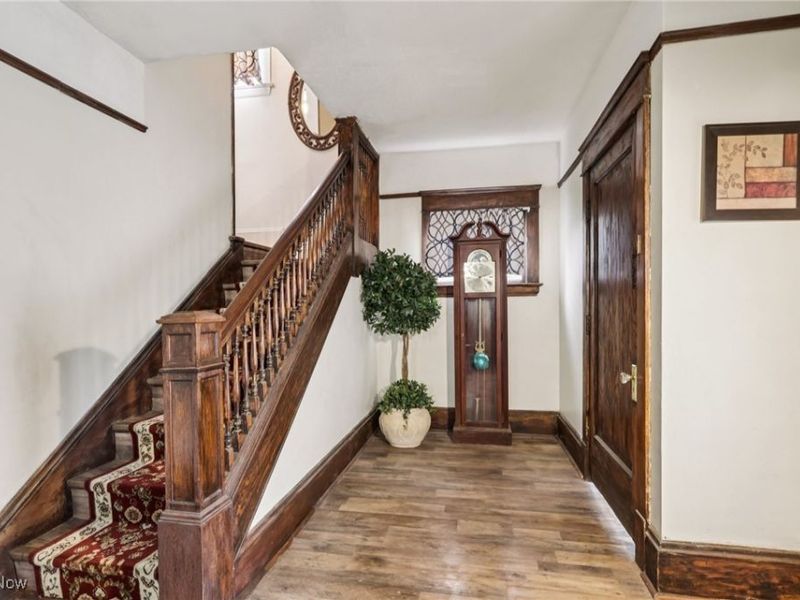 9502 Raymond Avenue, Cleveland, OH 44104 Photo 6