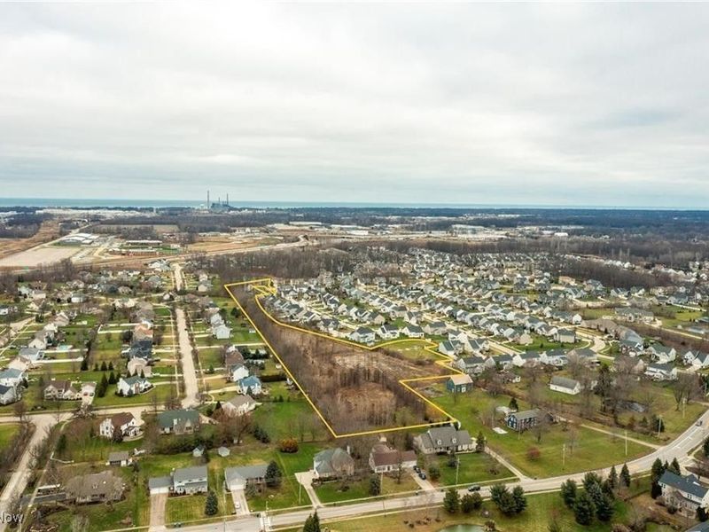 Springfield Drive, Avon, OH 44011 Photo 3