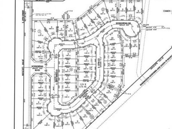 2805 S 27th Court, Chickasha, OK 73018