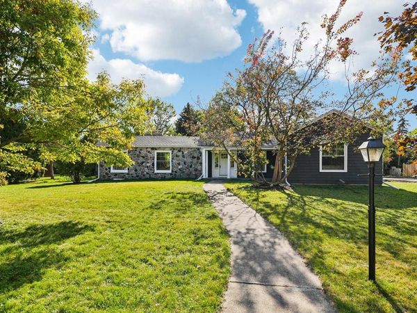 845 E Ellsworth LANE, Bayside, WI 53217