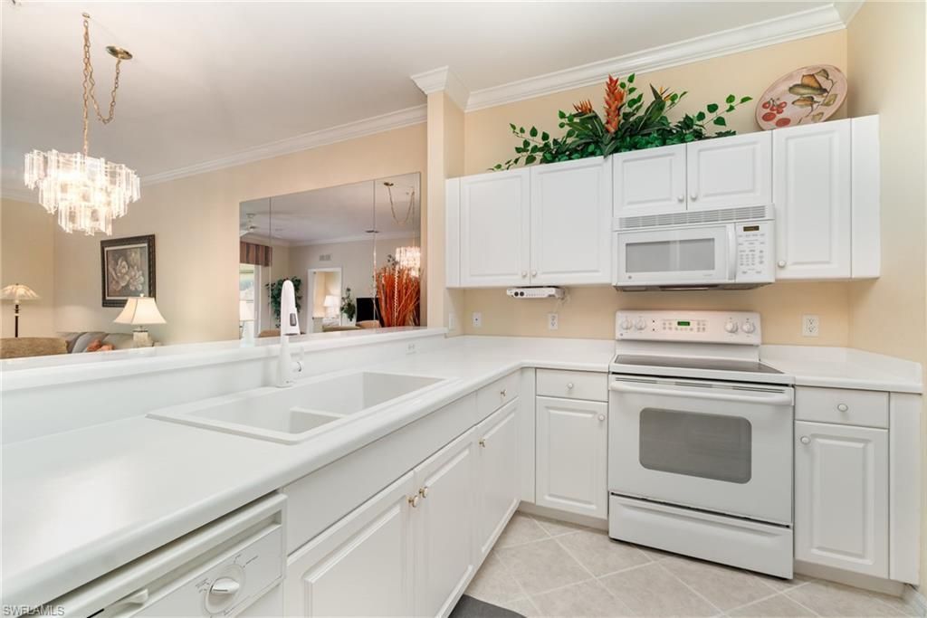 19470 Cromwell Ct, Unit 204, Fort Myers, FL 33912 Photo