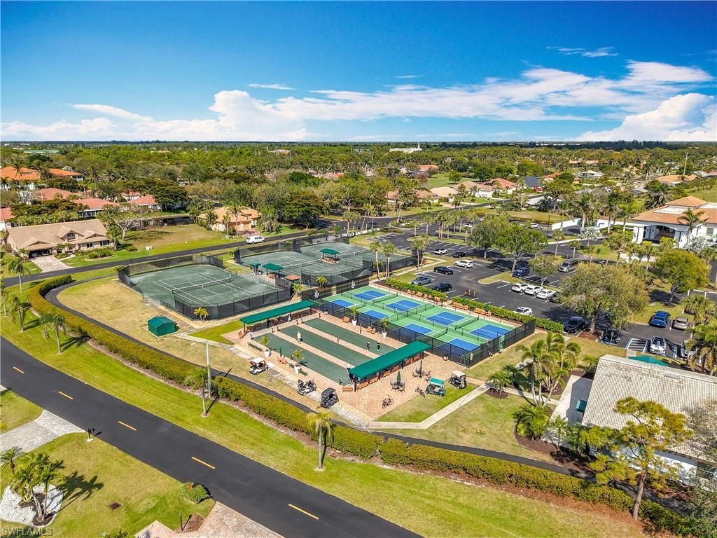 9631 Spanish Moss Way, Unit 3911, Bonita Springs, FL 34135 Photo