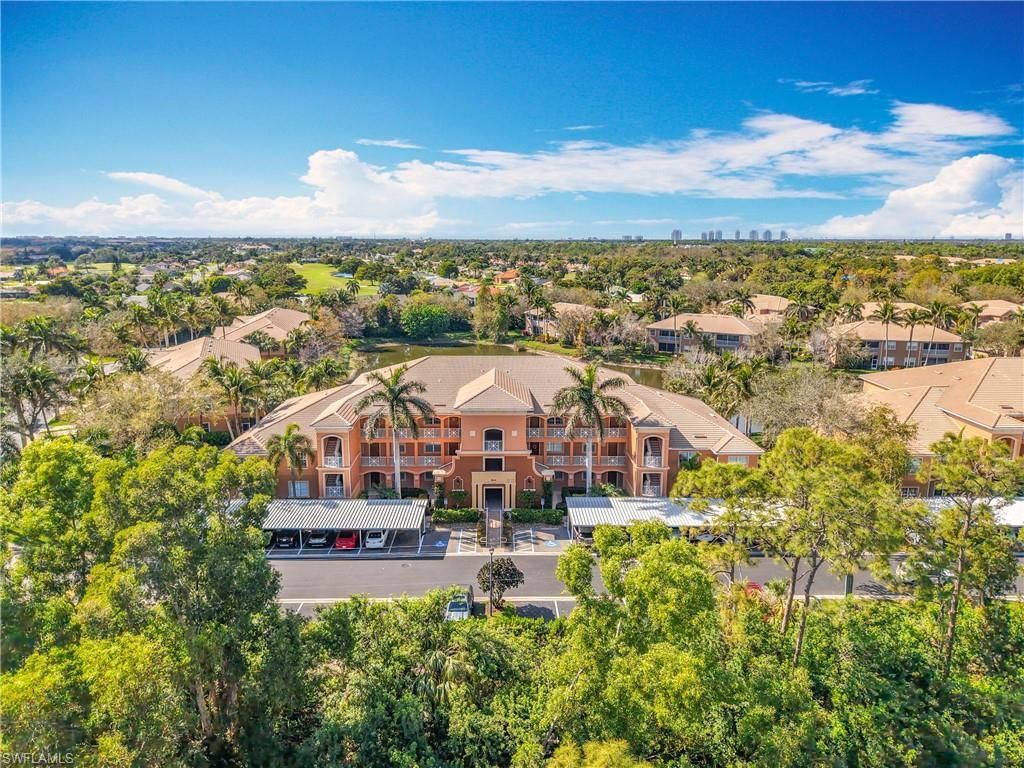 9631 Spanish Moss Way, Unit 3911, Bonita Springs, FL 34135 Photo