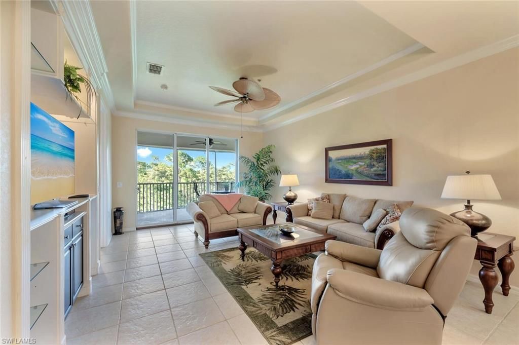 4863 Hampshire Ct, Unit 305, Naples, FL 34112 Main Photo