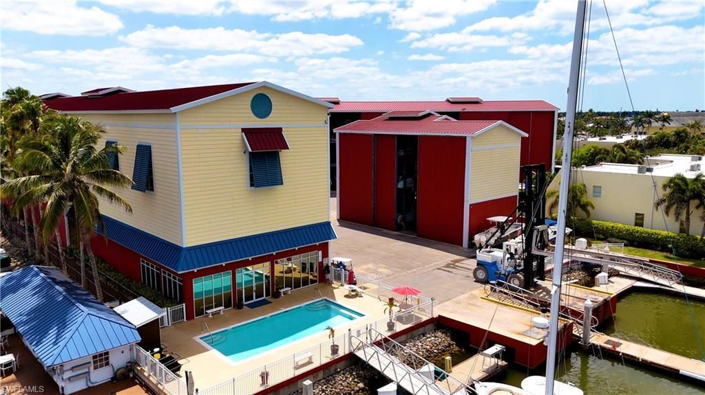 750 River Point A1-15 Dr, Naples, FL 34102 Photo