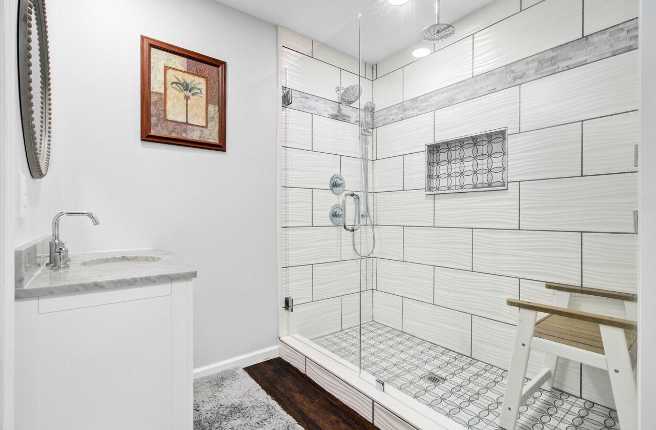 442 Rhode Drive Photo 11