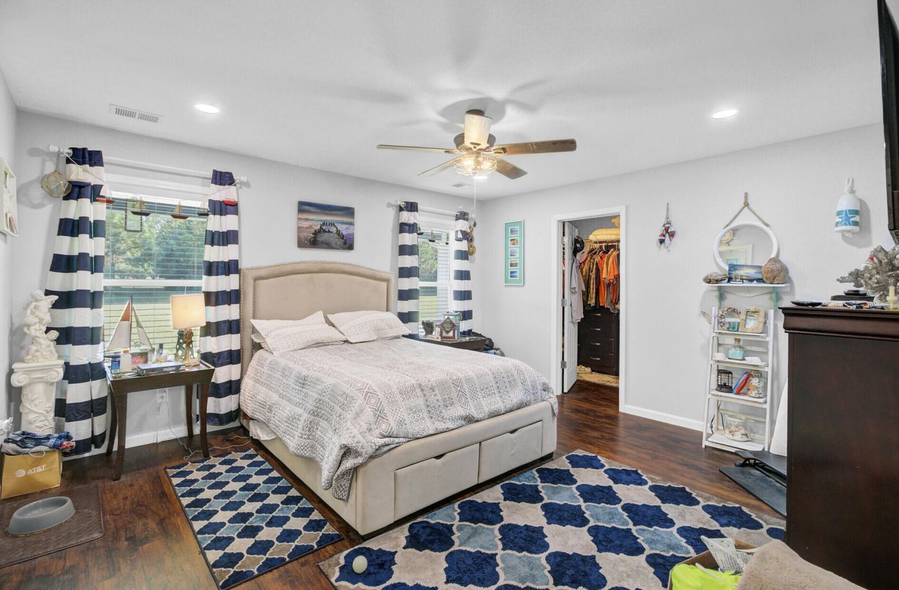 442 Rhode Drive Photo 13