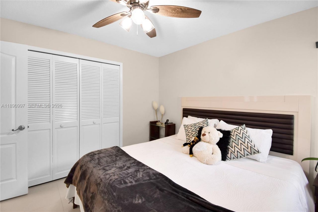 523 Stonemont Dr, Weston, FL 33326 Photo