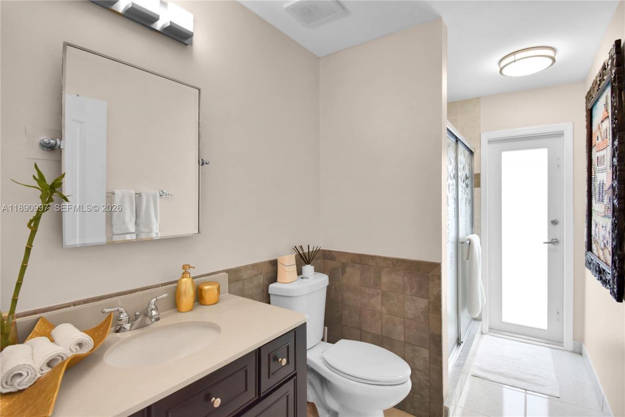 523 Stonemont Dr, Weston, FL 33326 Photo