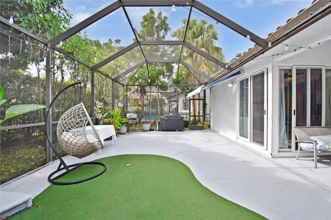 523 Stonemont Dr, Weston, FL 33326 Photo