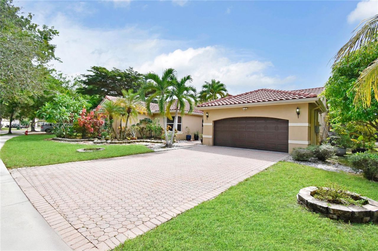 523 Stonemont Dr, Weston, FL 33326 Photo