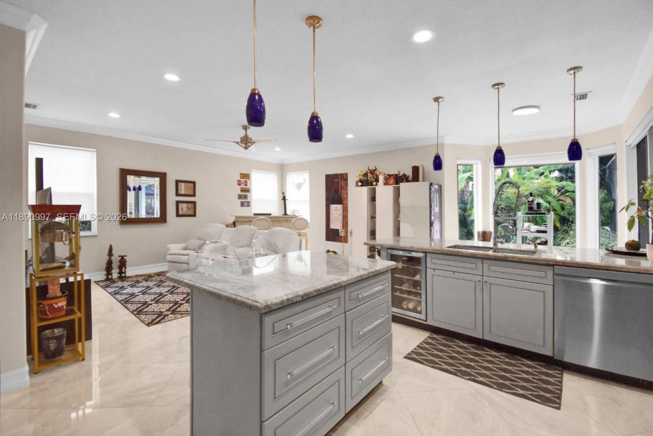 523 Stonemont Dr, Weston, FL 33326 Photo