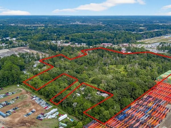 9032 NEW KINGS Road, Jacksonville, FL 32219