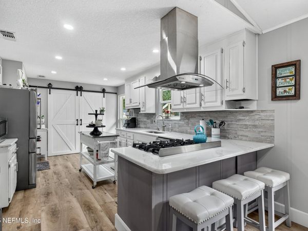 6049 TAYLOR Road, Middleburg, FL 32068