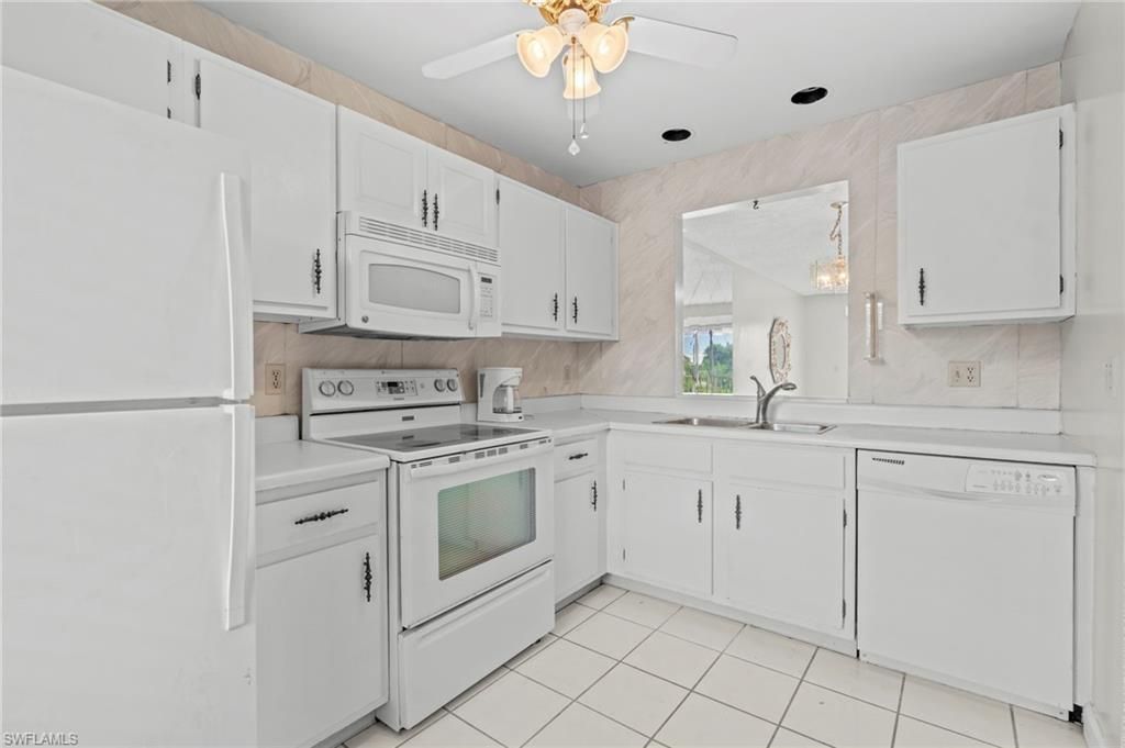 6184 Michelle Way, Unit 243, Fort Myers, FL 33919 Photo