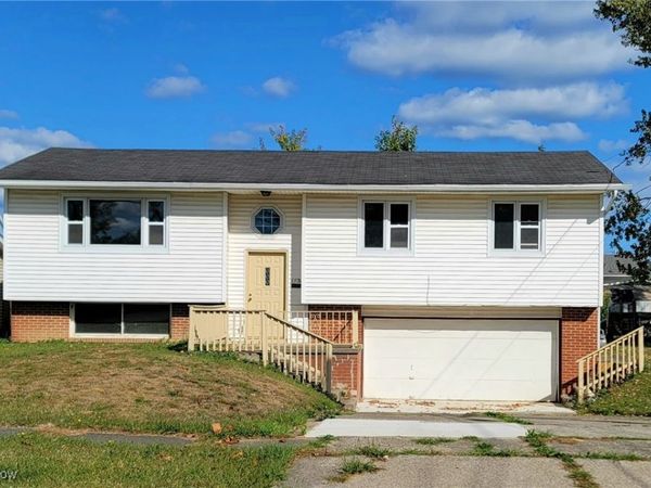 1951 E 39th Street, Lorain, OH 44055