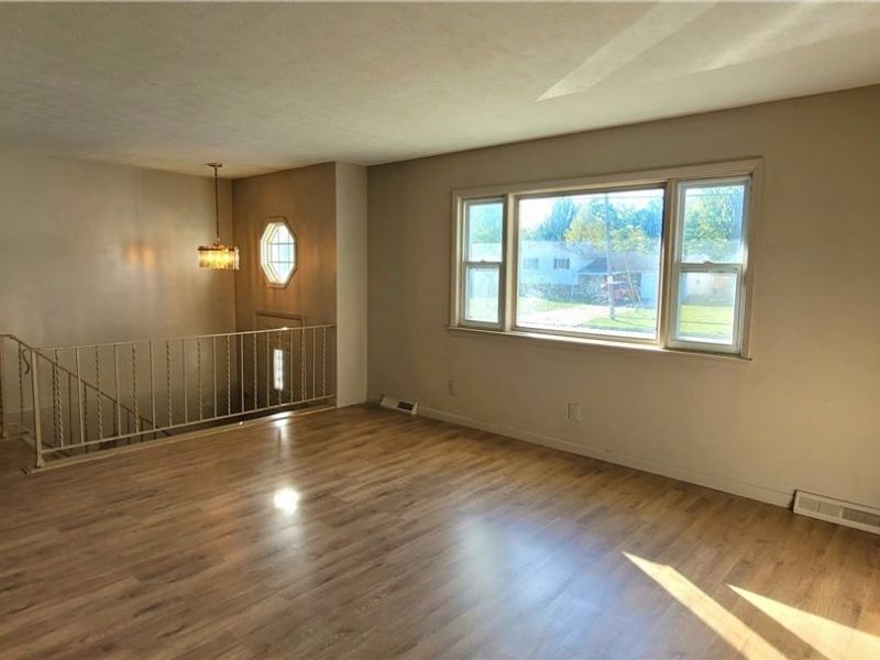 1951 E 39th Street, Lorain, OH 44055 Photo 27