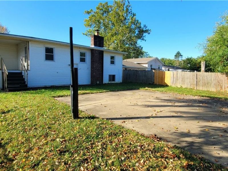 1951 E 39th Street, Lorain, OH 44055 Photo 5