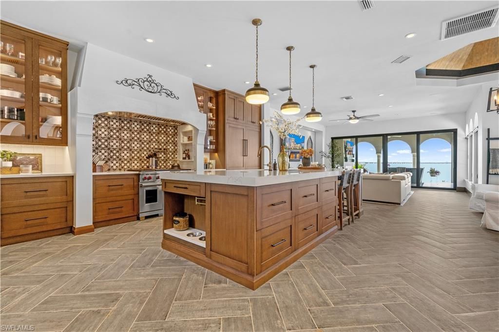 3914 W Riverside Dr, Fort Myers, FL 33901 Photo