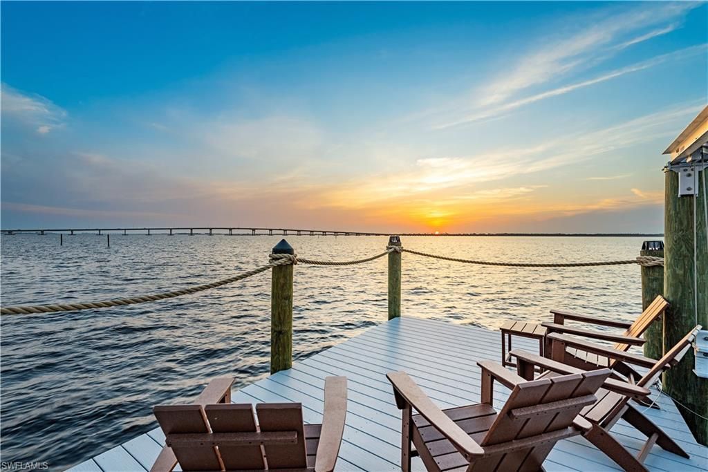 3914 W Riverside Dr, Fort Myers, FL 33901 Photo