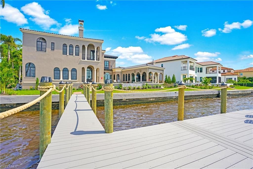 3914 W Riverside Dr, Fort Myers, FL 33901 Photo