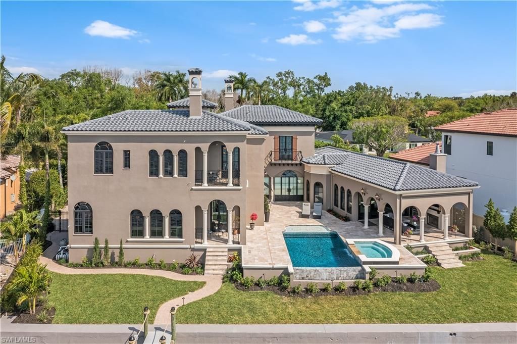 3914 W Riverside Dr, Fort Myers, FL 33901 Photo