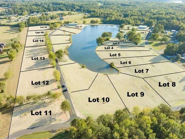 2 Hilltop Estates, Northport, AL 35475