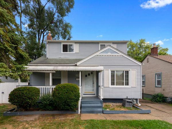 2366 Progress Avenue, Lincoln Park, MI 48146