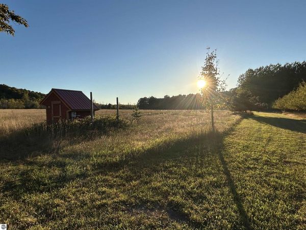 13466 Kitlinger Road S, Empire, MI 49630