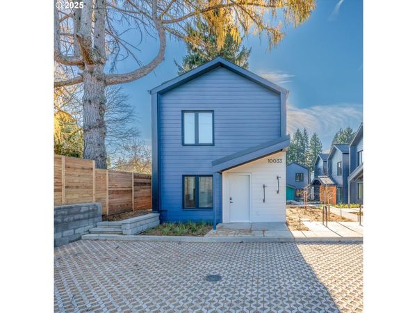 10033 SE Cottage LN, Unit 15, Milwaukie, OR 97222