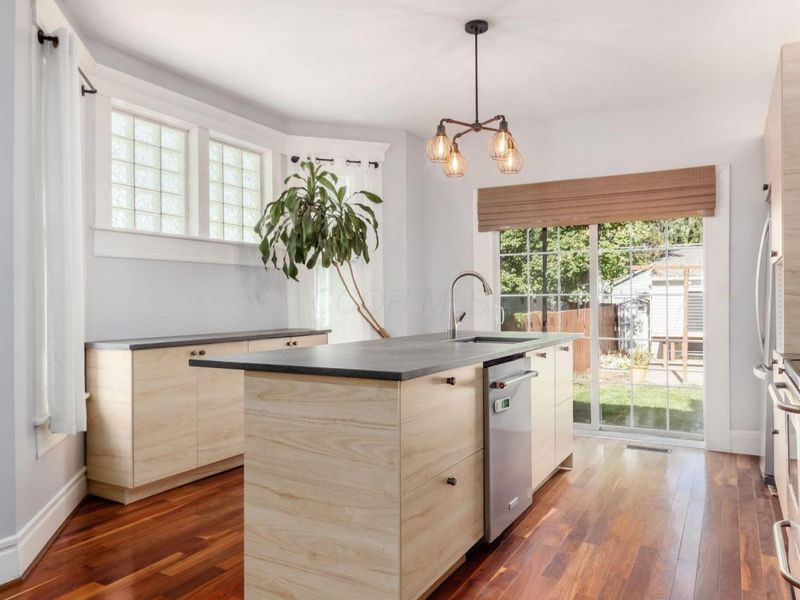 320 E Mithoff Street, Columbus, OH 43206 Photo 13