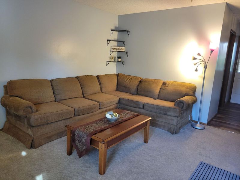 6279 Braiden Court, Columbus, OH 43213 Photo 5