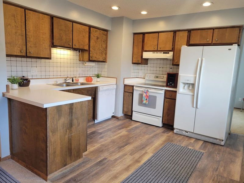 6279 Braiden Court, Columbus, OH 43213 Photo 6