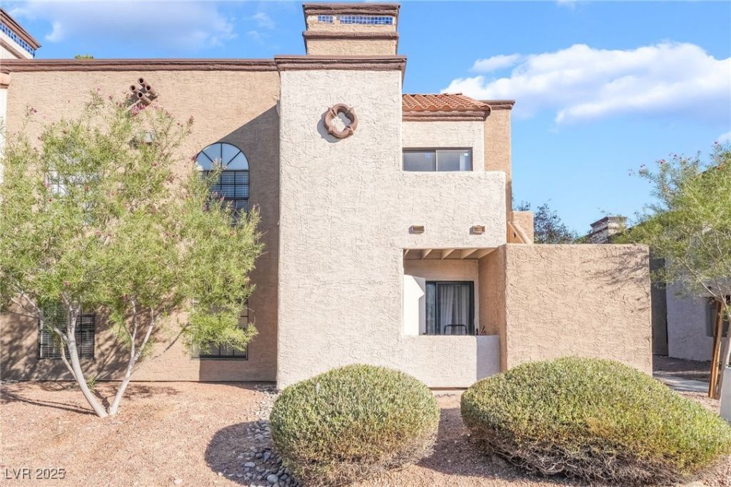 2983 Juniper Hills Boulevard, Unit 201, Las Vegas, NV 89142 Main Photo
