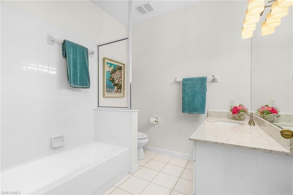 25160 Goldcrest Dr, Unit 821, Bonita Springs, FL 34134 Photo