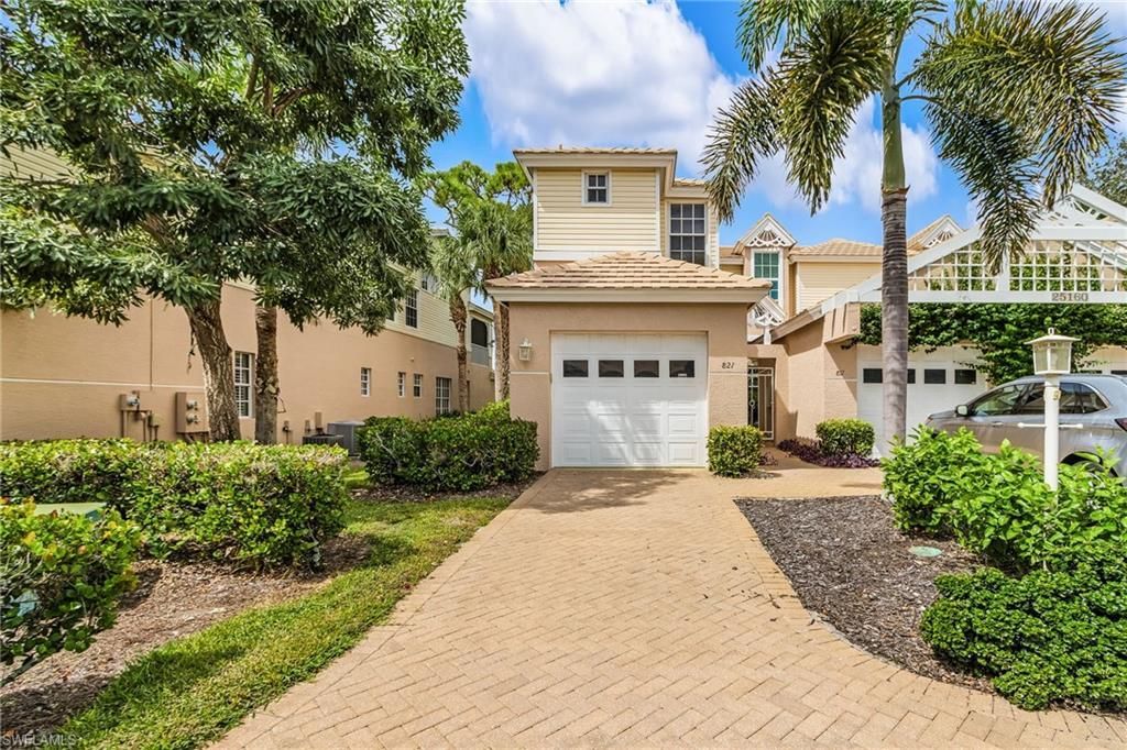 25160 Goldcrest Dr, Unit 821, Bonita Springs, FL 34134 Photo