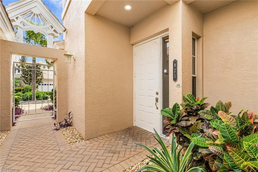 25160 Goldcrest Dr, Unit 821, Bonita Springs, FL 34134 Photo