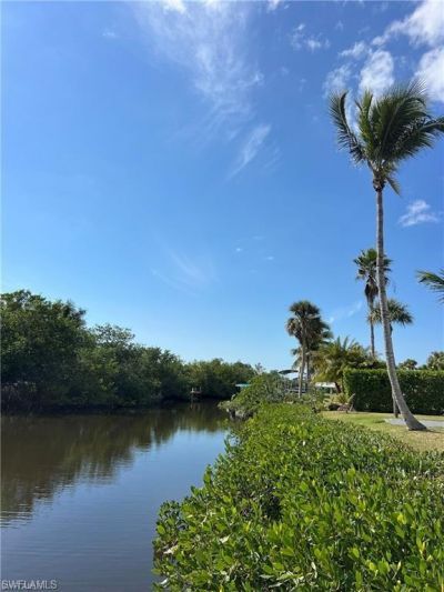 20821 Coconut Dr, Estero, FL 33928 Photo