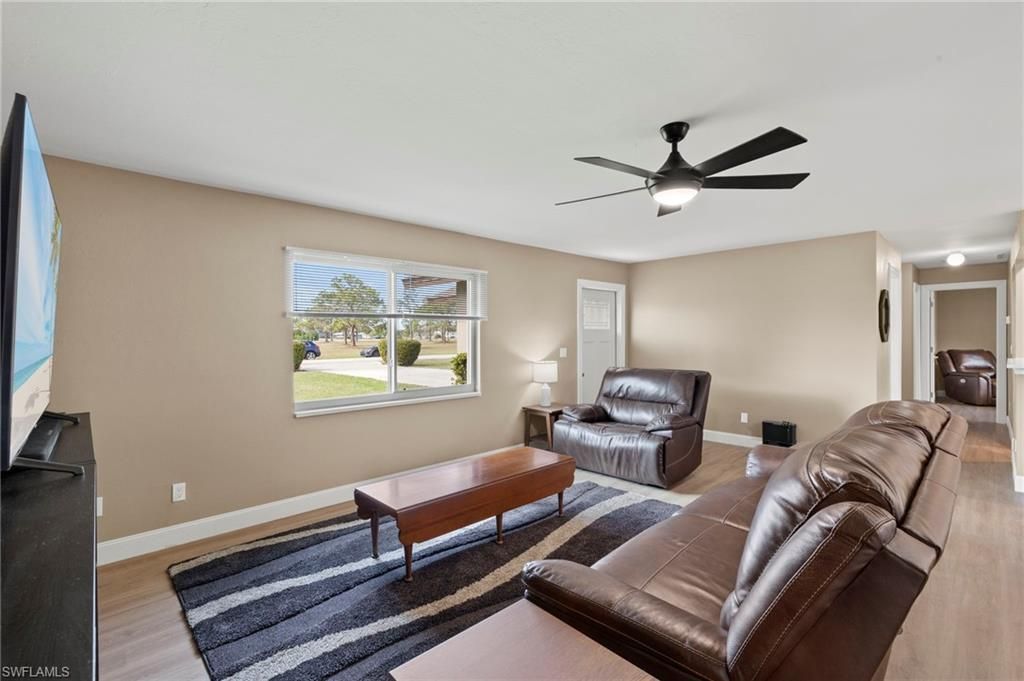 20821 Coconut Dr, Estero, FL 33928 Photo