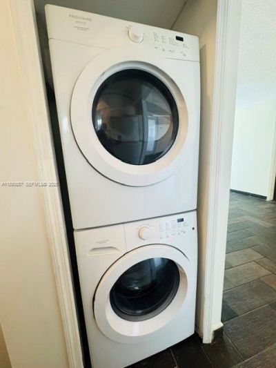 7800 Collins Ave, Unit 203, Miami Beach, FL 33141 Photo