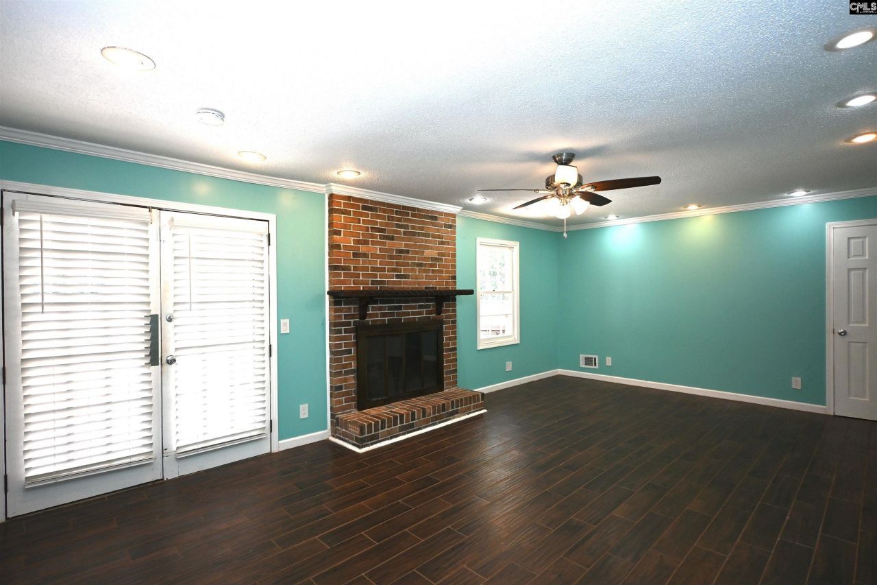 525 Smiths Market Road Photo 22