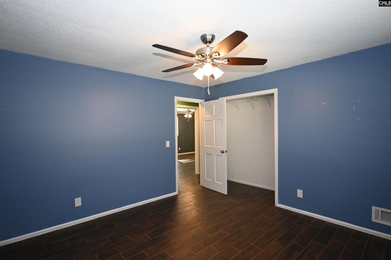 525 Smiths Market Road Photo 28