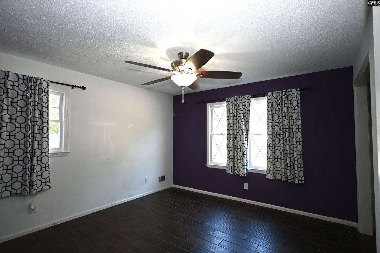 525 Smiths Market Road Photo 31